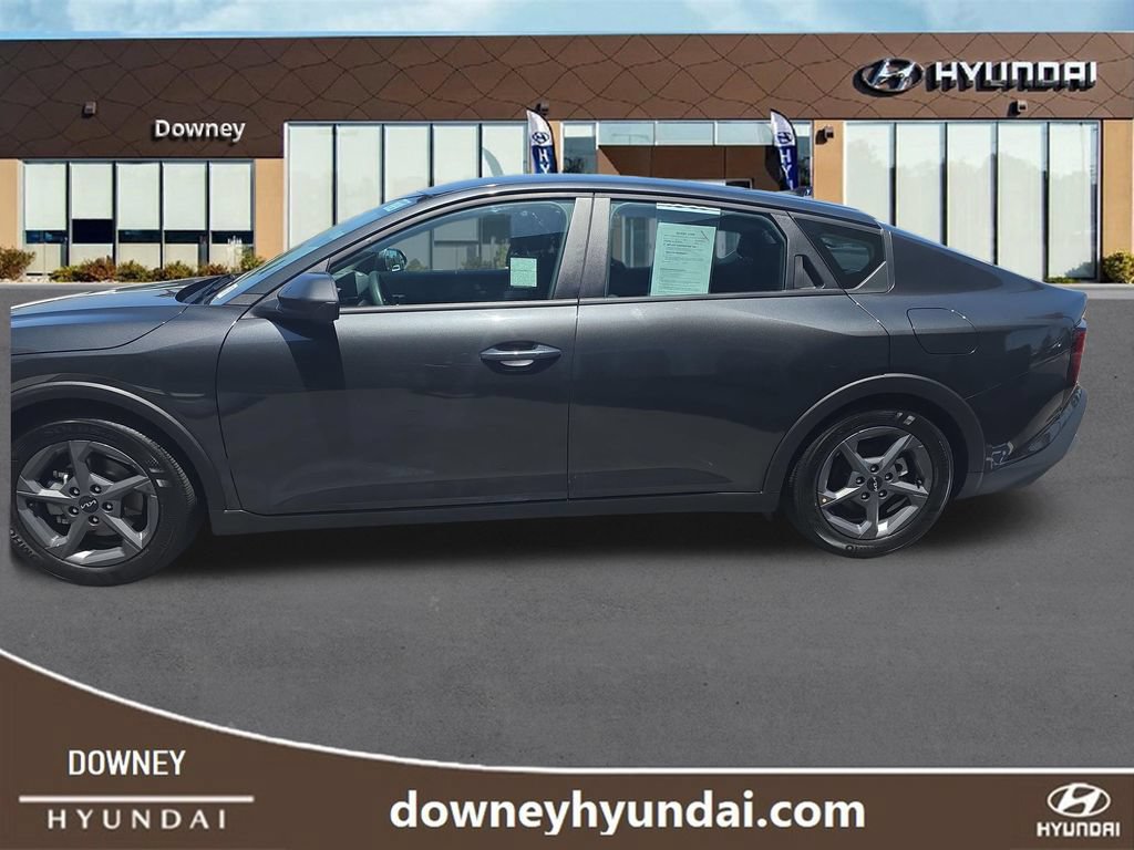 Used 2025 Kia K4 FWD image 2