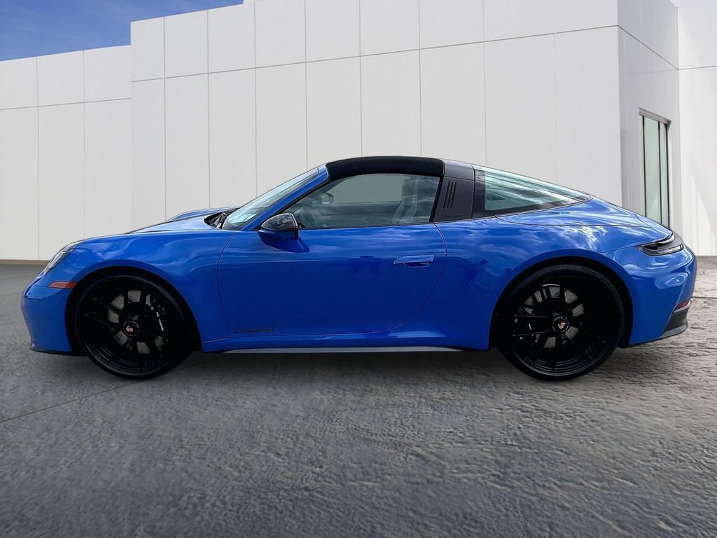 Certified 2026 Porsche 911 Targa 4 GTS AWD/4WD image 2