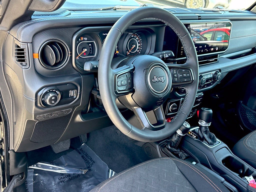 Certified 2026 Jeep Gladiator Mojave AWD/4WD image 15