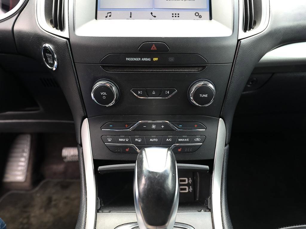 Used 2016 Ford Edge SEL w/ Equipment Group 201A AWD/4WD image 18