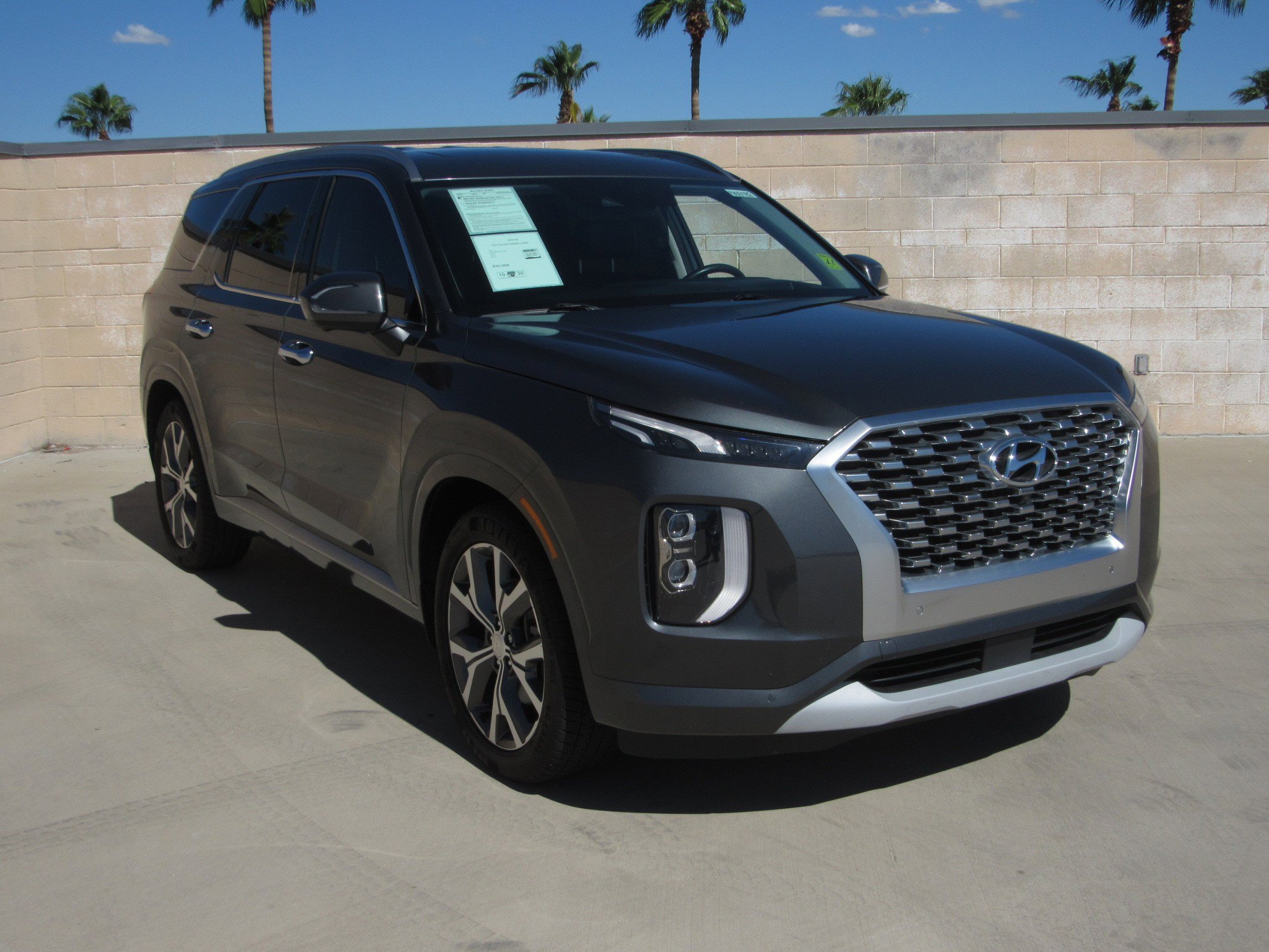Used 2022 Hyundai Palisade Limited image 2