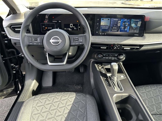 New 2026 Nissan Kicks SV w/ SV Premium Package image 18