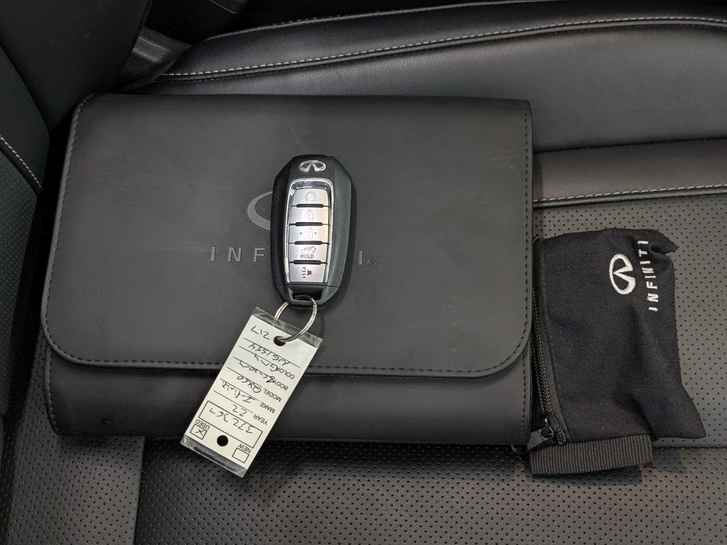 Used 2022 INFINITI QX60 Sensory image 21