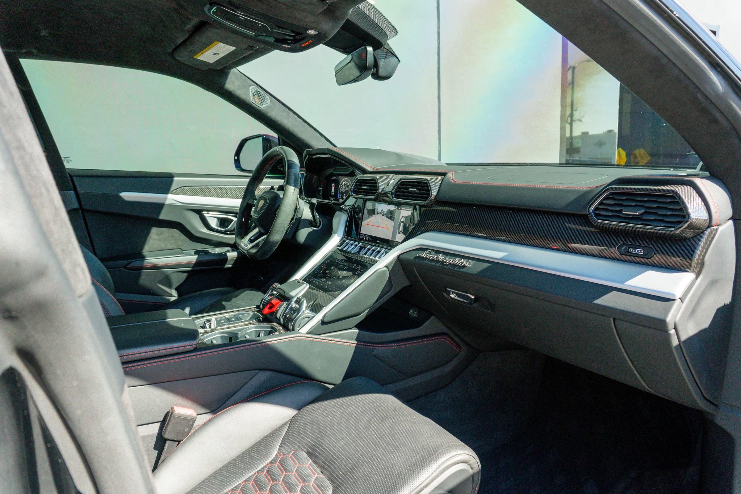 Used 2020 Lamborghini Urus image 15