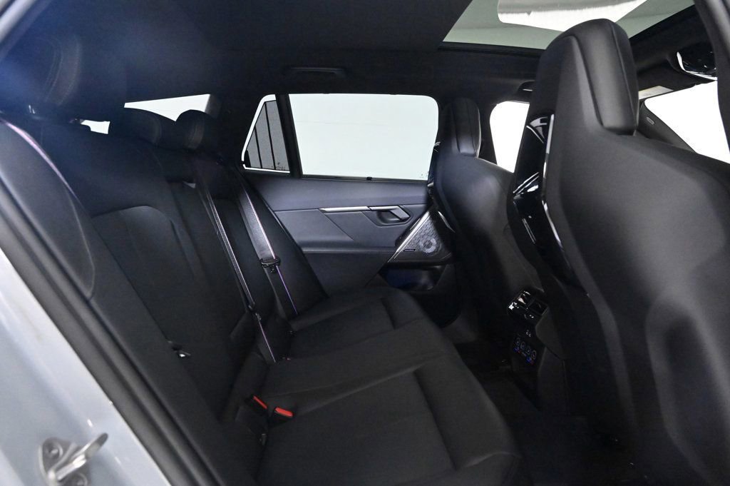 Used 2026 BMW M5 Touring w/ M Driver's Package image 17