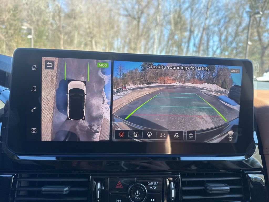 New 2026 Nissan Pathfinder Platinum image 32