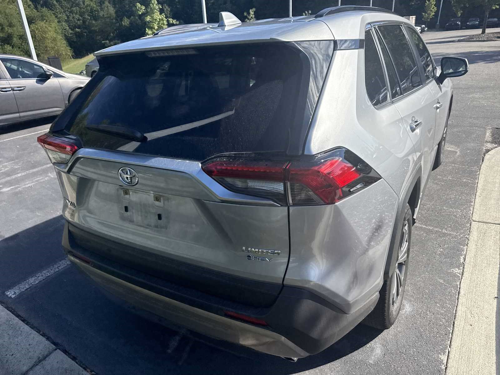 Used 2025 Toyota RAV4 Limited w/ Advanced Technology Package AWD/4WD image 8