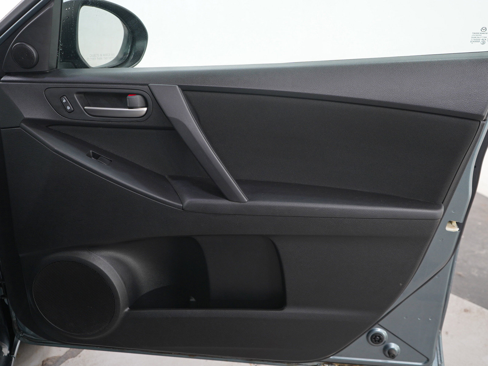Used 2012 MAZDA MAZDA3 i Touring FWD image 9