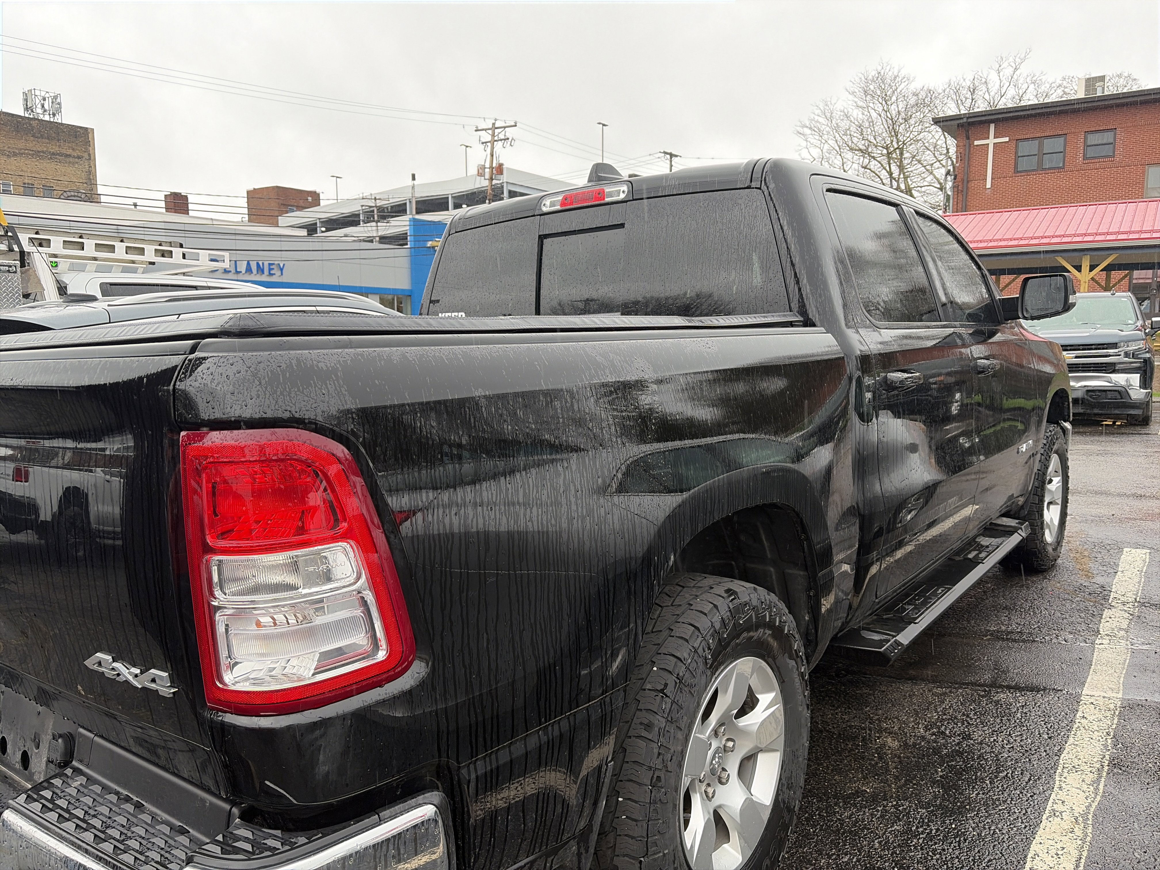 Used 2021 RAM 1500 Big Horn image 4