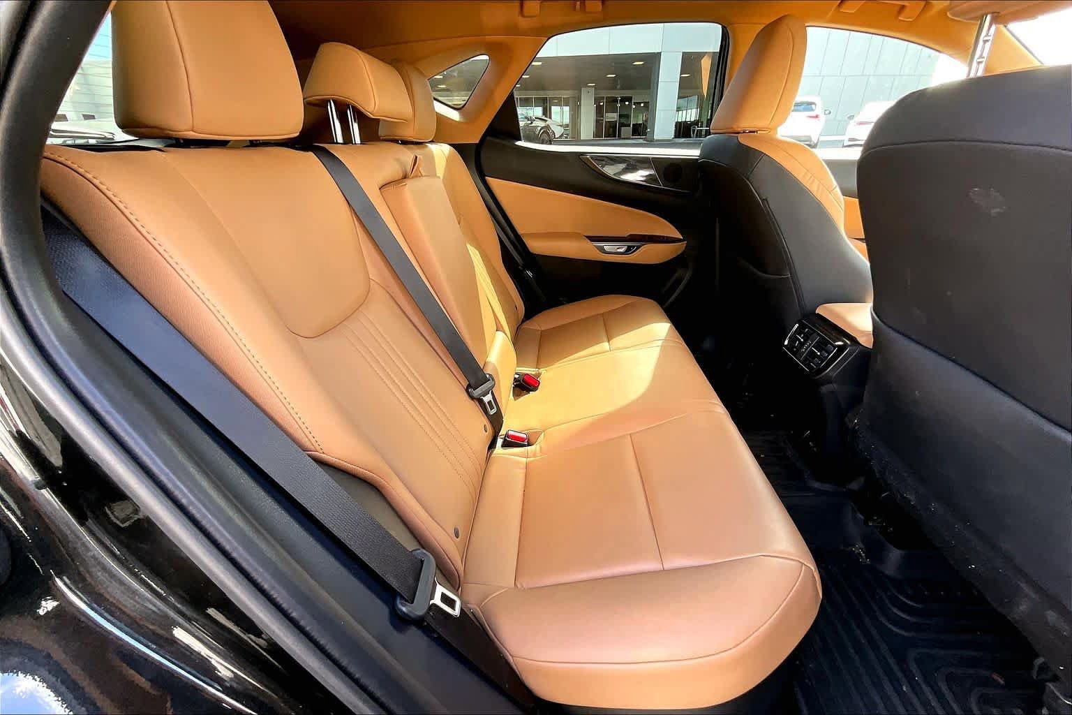 Used 2025 Lexus NX 350h AWD w/ Cold Area Package image 20
