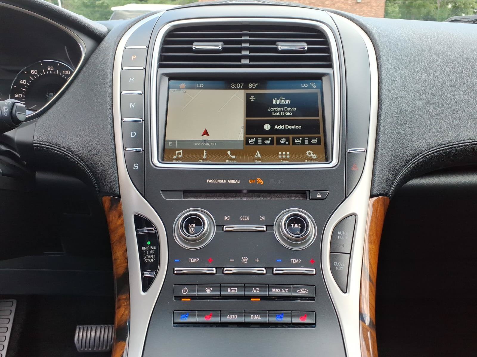 Used 2017 Lincoln MKX Reserve w/ Driver Assistance Package AWD/4WD image 20