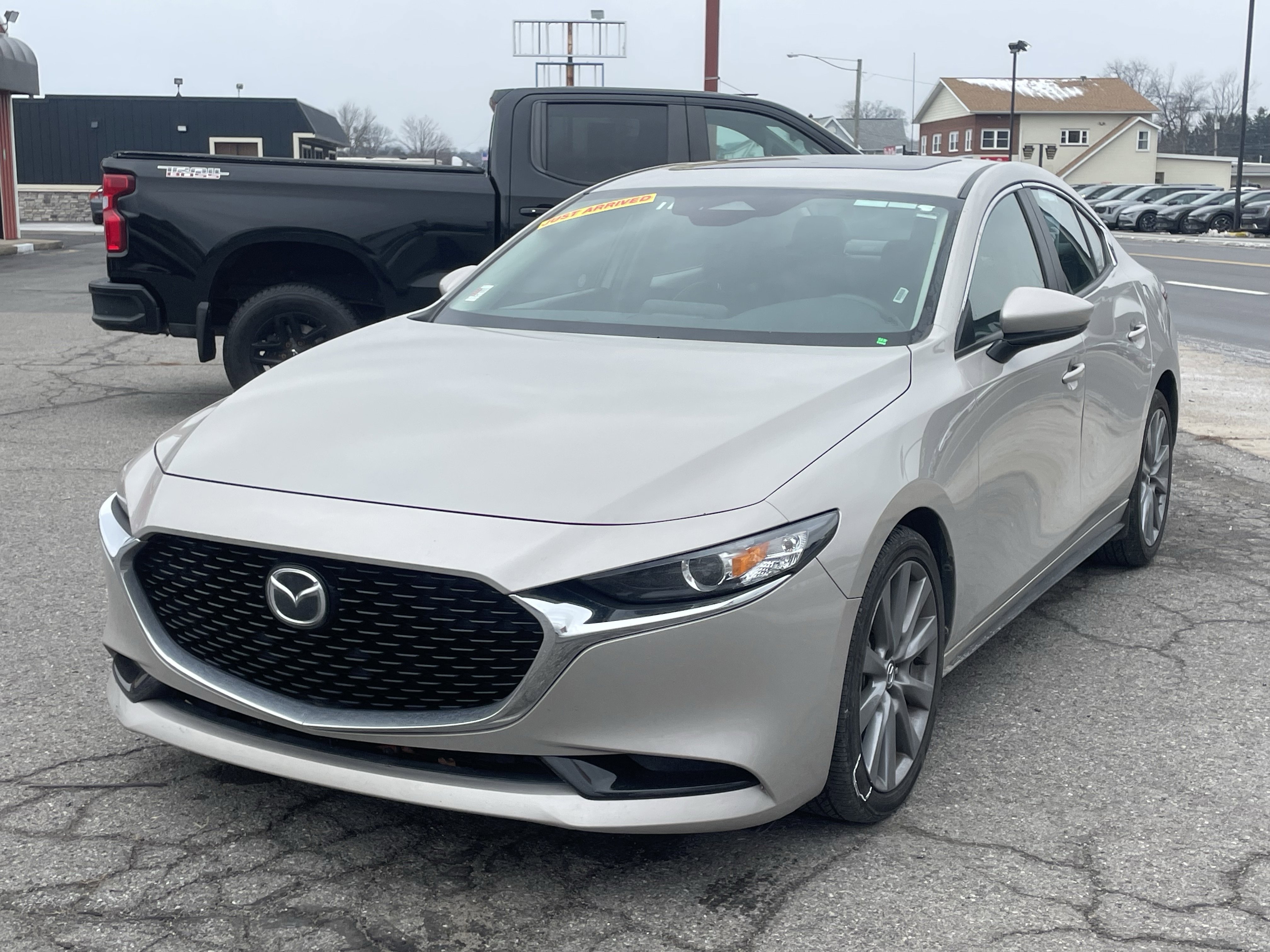 Used 2025 MAZDA MAZDA3 s image 8