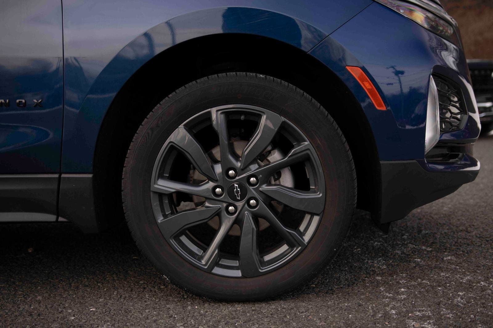 Used 2022 Chevrolet Equinox RS w/ Infotainment Package image 24