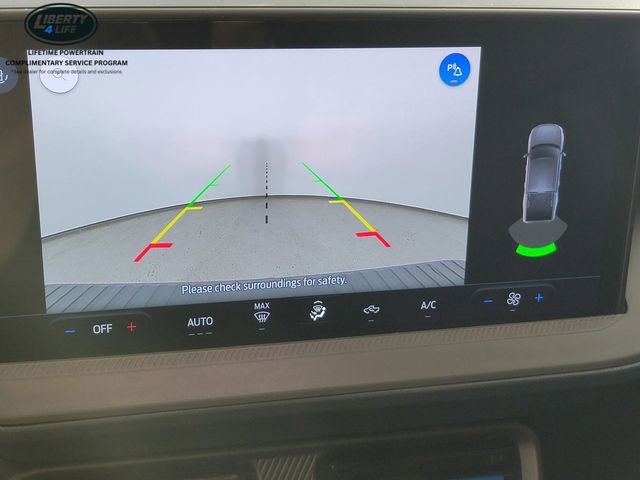 Used 2025 Ford Maverick Lobo image 35