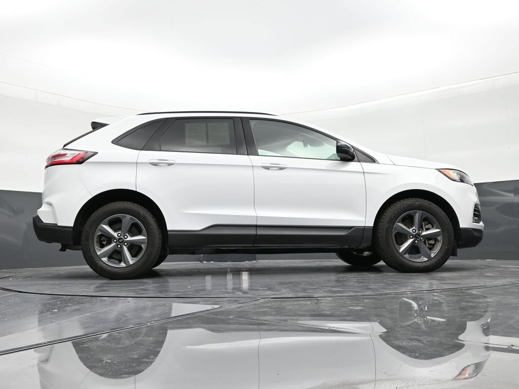 Used 2024 Ford Edge SEL w/ Sport Appearance Package image 25