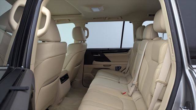Used 2018 Lexus LX 570 4WD image 17