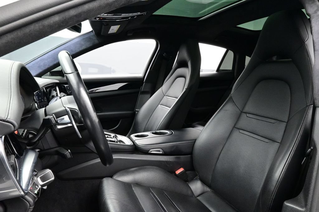 Certified 2019 Porsche Panamera Turbo S w/ Premium Package Plus AWD/4WD image 5