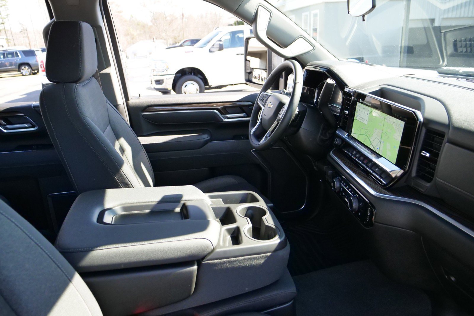Used 2025 Chevrolet Silverado 2500 LT w/ Convenience Package AWD/4WD image 38