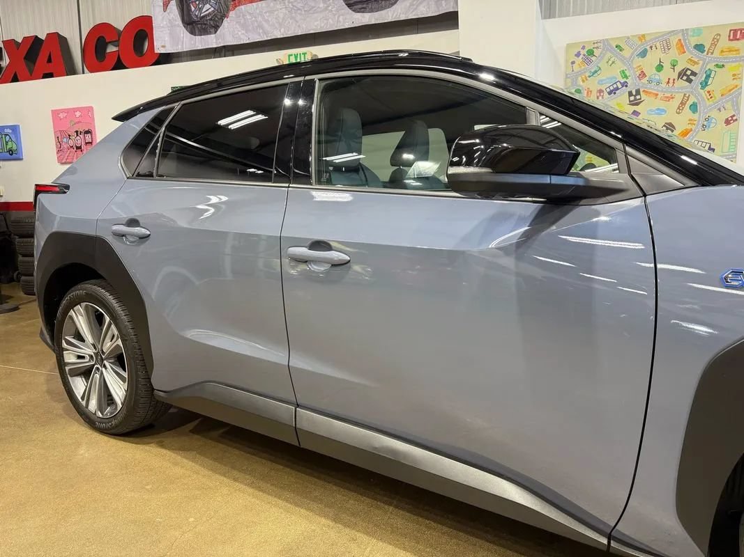 Used 2023 Subaru Solterra AWD image 41