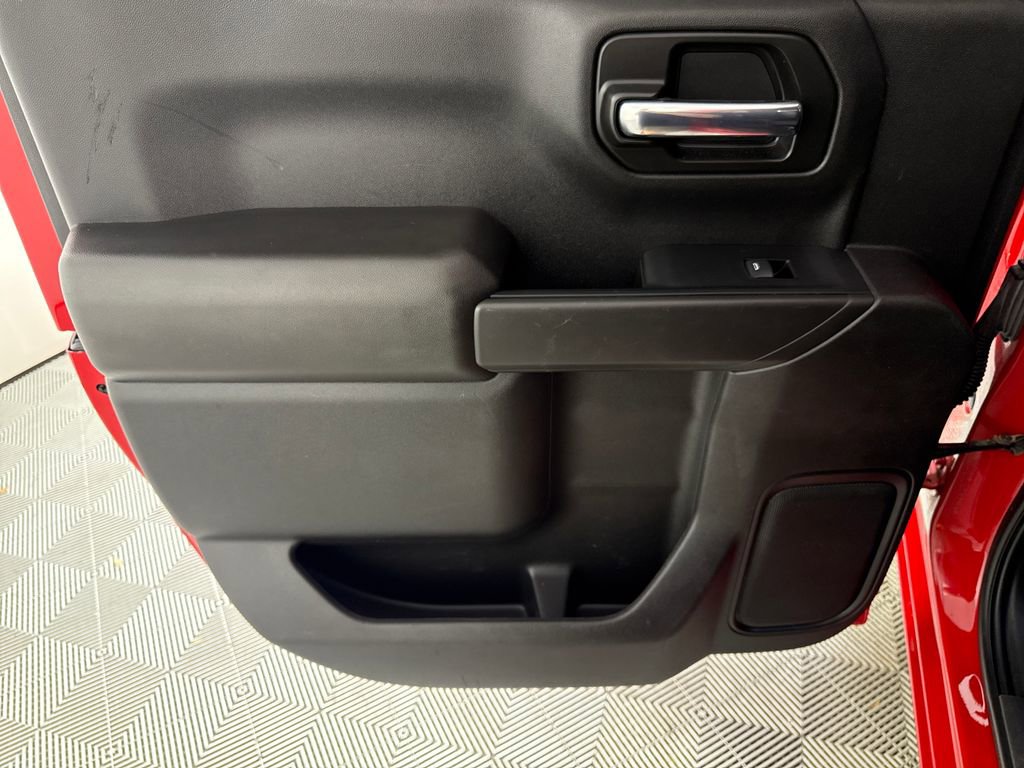 Used 2022 Chevrolet Silverado 1500 Custom image 12
