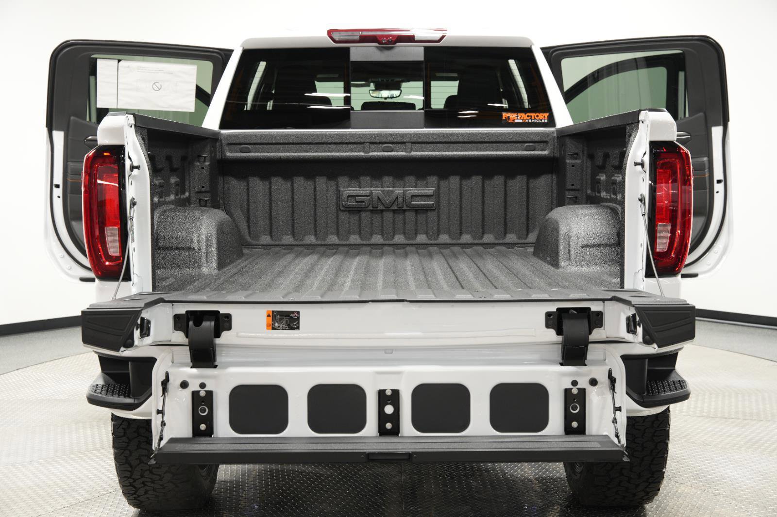 New 2026 GMC Sierra 1500 AT4 w/ AT4 Premium Package image 13
