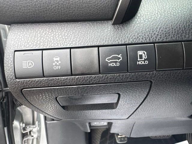 Used 2023 Toyota Camry SE FWD image 17