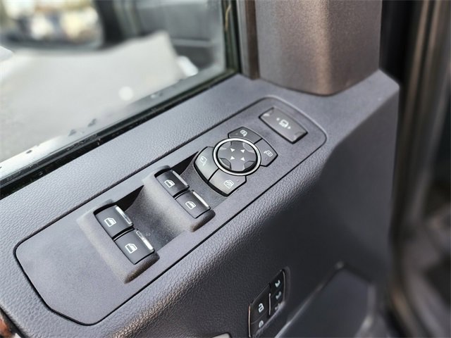 Certified 2022 Ford F250 Lariat w/ Chrome Package image 17
