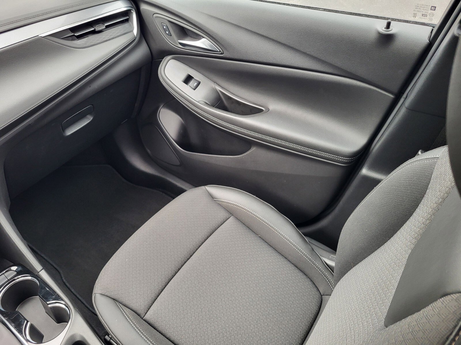 Used 2025 Buick Encore GX Preferred FWD image 16