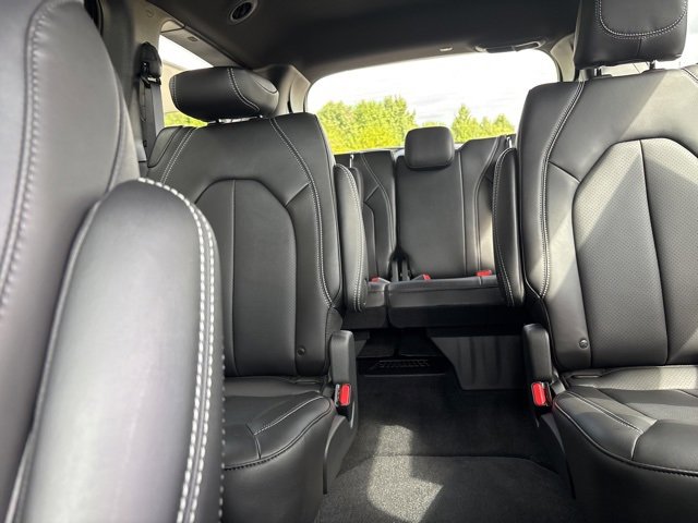 New 2026 Chrysler Pacifica Select image 15
