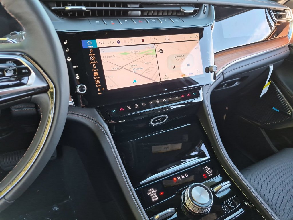 New 2027 Jeep Grand Cherokee Summit AWD/4WD image 19