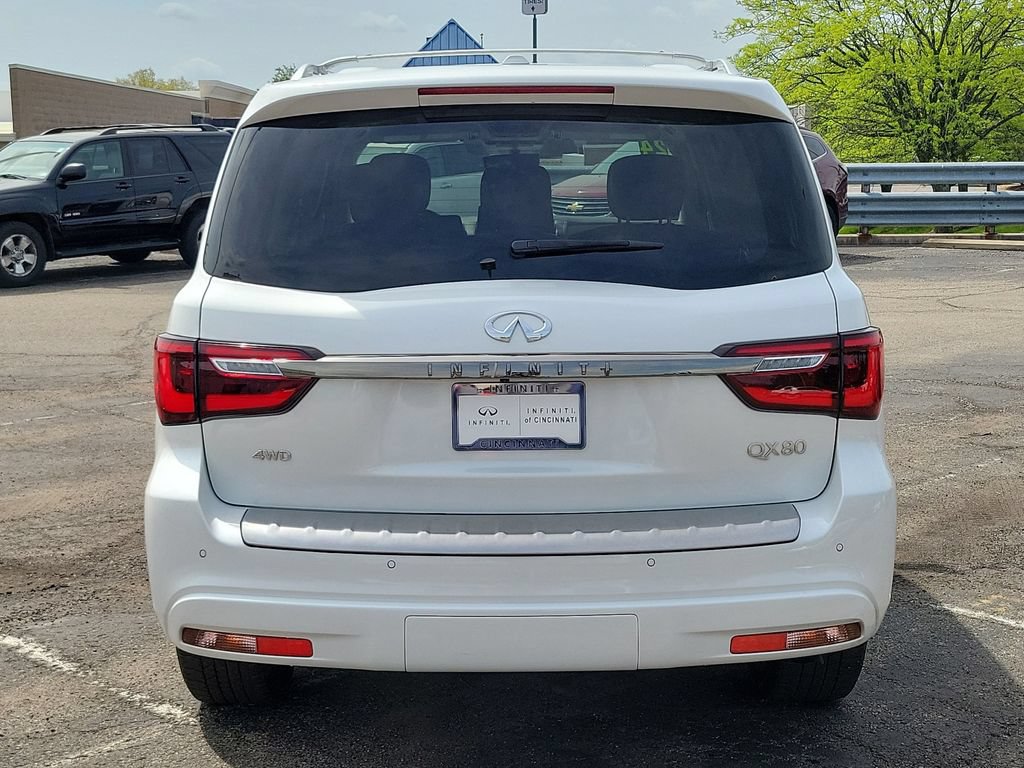 Used 2024 INFINITI QX80 Premium Select w/ Cargo Package AWD/4WD image 4