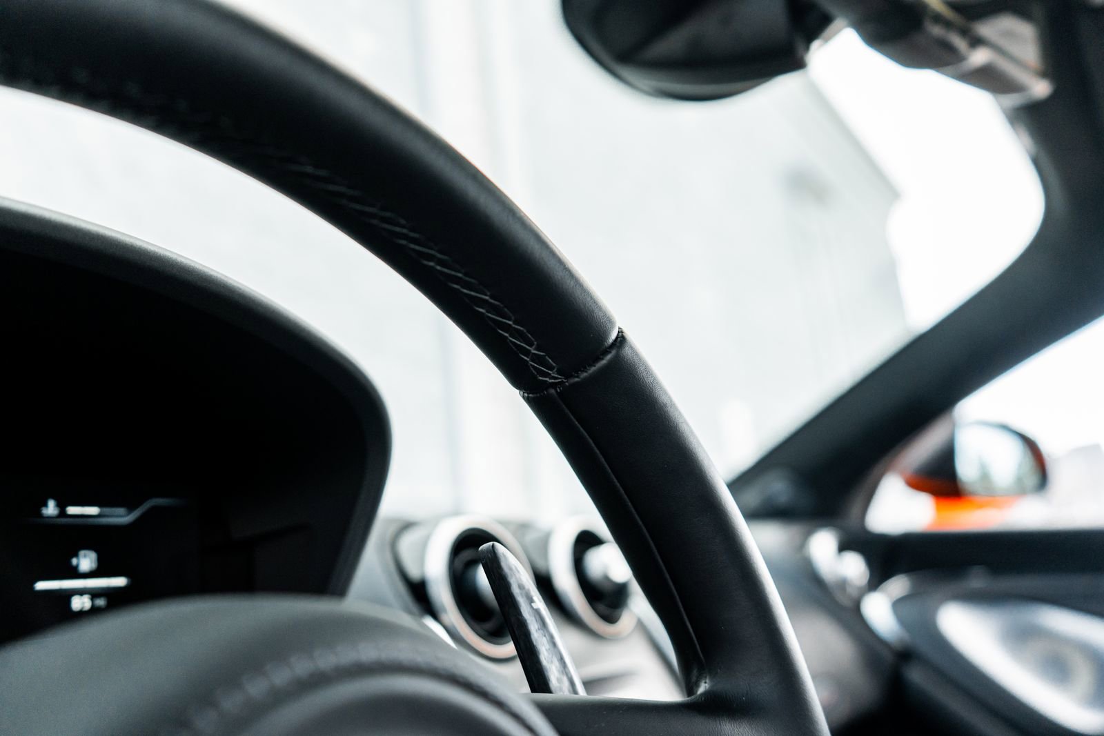 Used 2025 McLaren GTS image 33