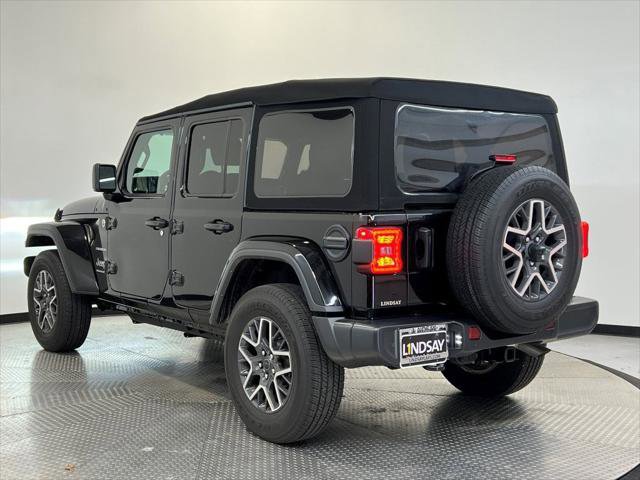 Certified 2024 Jeep Wrangler Sahara w/ Technology Group image 5