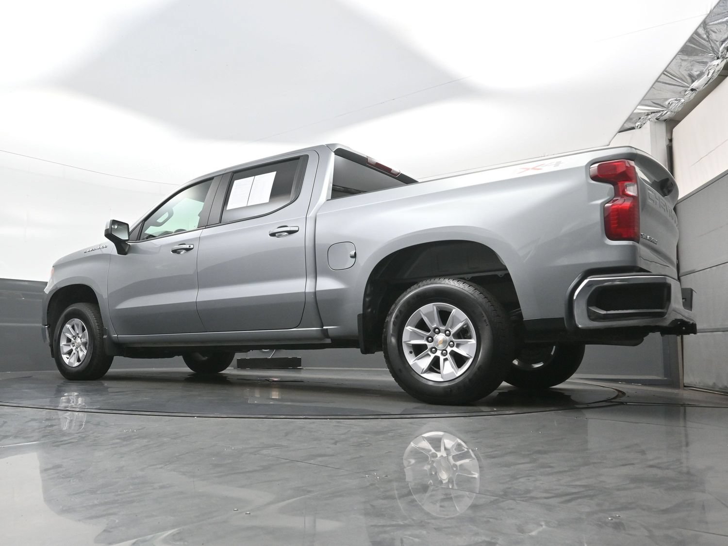Used 2026 Chevrolet Silverado 1500 LT AWD/4WD image 29