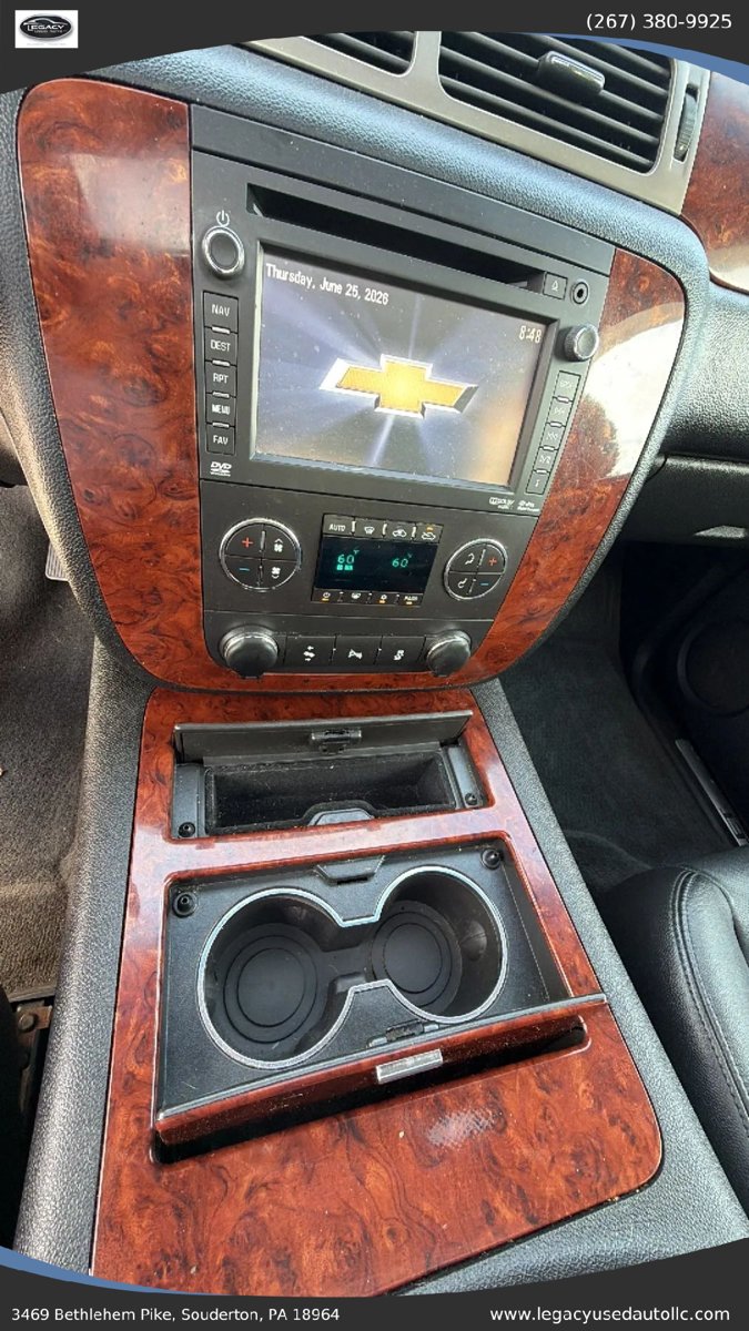 Used 2012 Chevrolet Avalanche LTZ AWD/4WD image 47