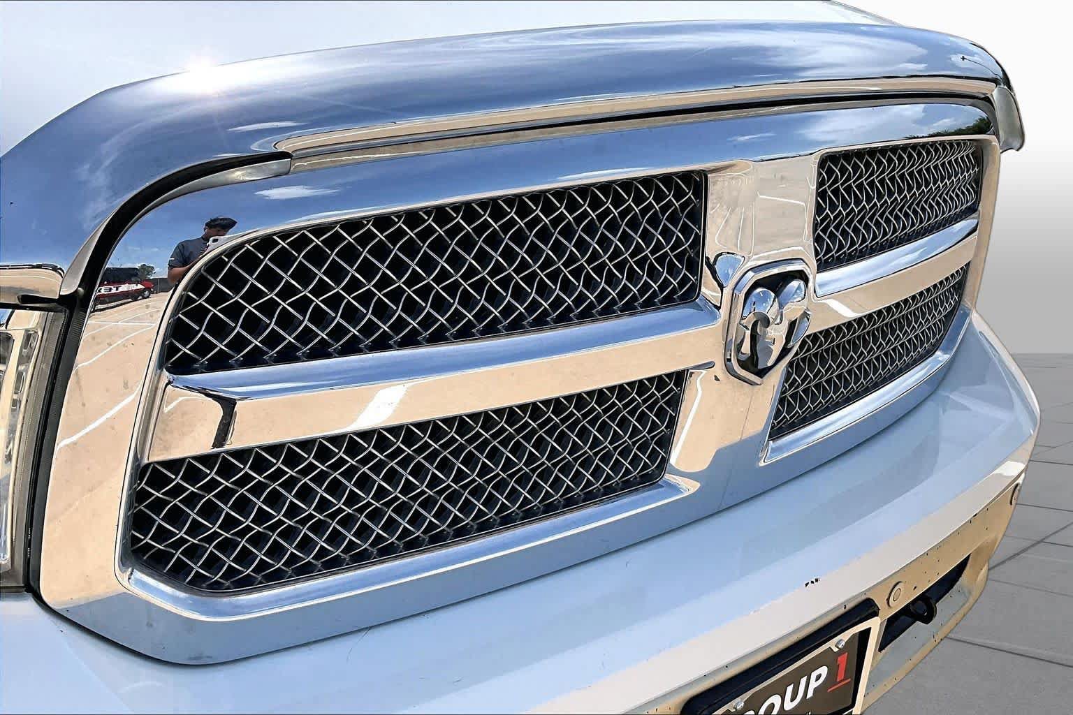 Used 2015 RAM 1500 Laramie Longhorn w/ Convenience Group AWD/4WD image 30
