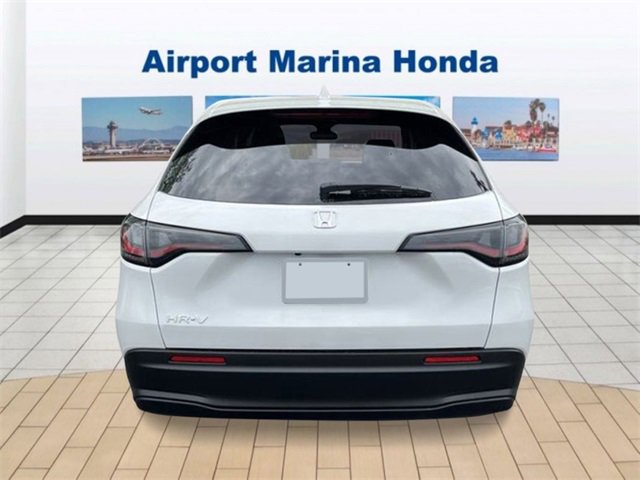 New 2026 Honda HR-V LX image 4