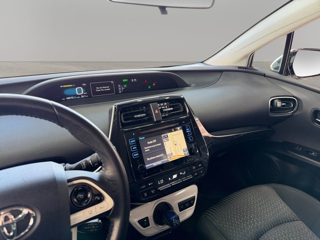 Used 2017 Toyota Prius Prime Plus w/ Carpet Mat Package image 21