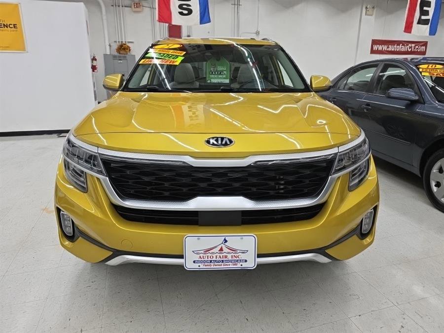 Used 2021 Kia Seltos SX w/ SX Sunroof Package AWD/4WD image 2