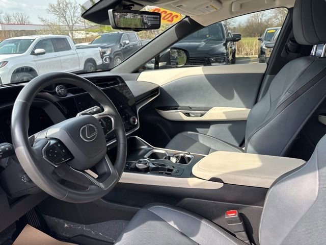 Used 2023 Lexus RZ 450e Premium w/ Technology Package AWD/4WD image 10