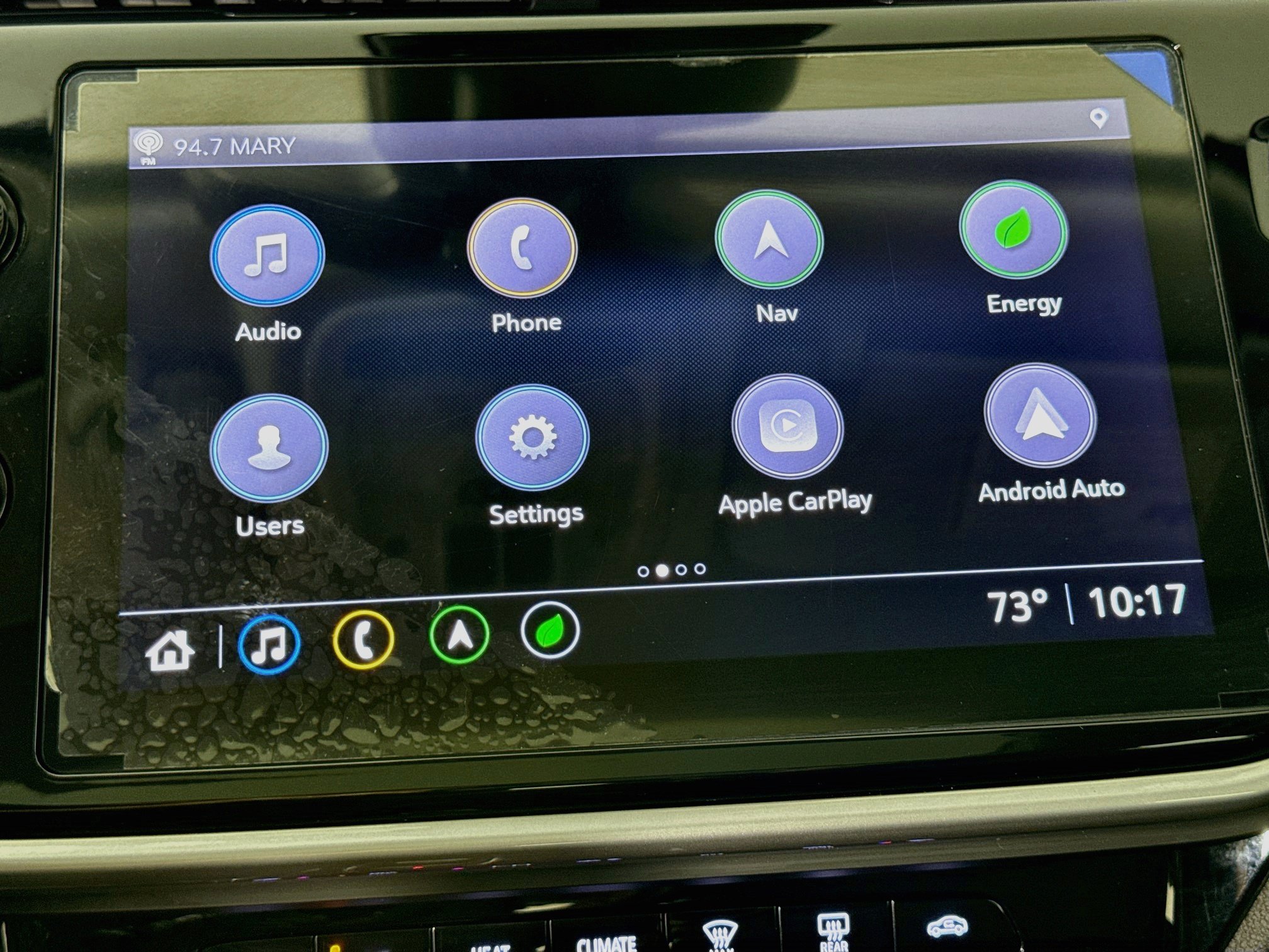 Used 2022 Chevrolet Bolt EUV Premier w/ Sun & Sound Package FWD image 15