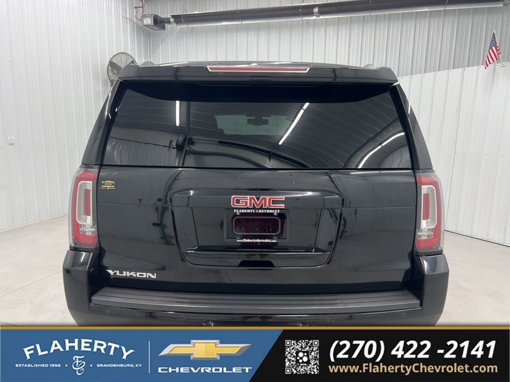 Used 2017 GMC Yukon SLE w/ SLE Value Package AWD/4WD image 4