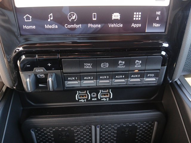 New 2027 RAM 5500 4x4 Crew Cab w/ Laramie Trim Package image 40