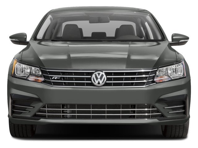 Used 2017 Volkswagen Passat 1.8T R-Line FWD image 4