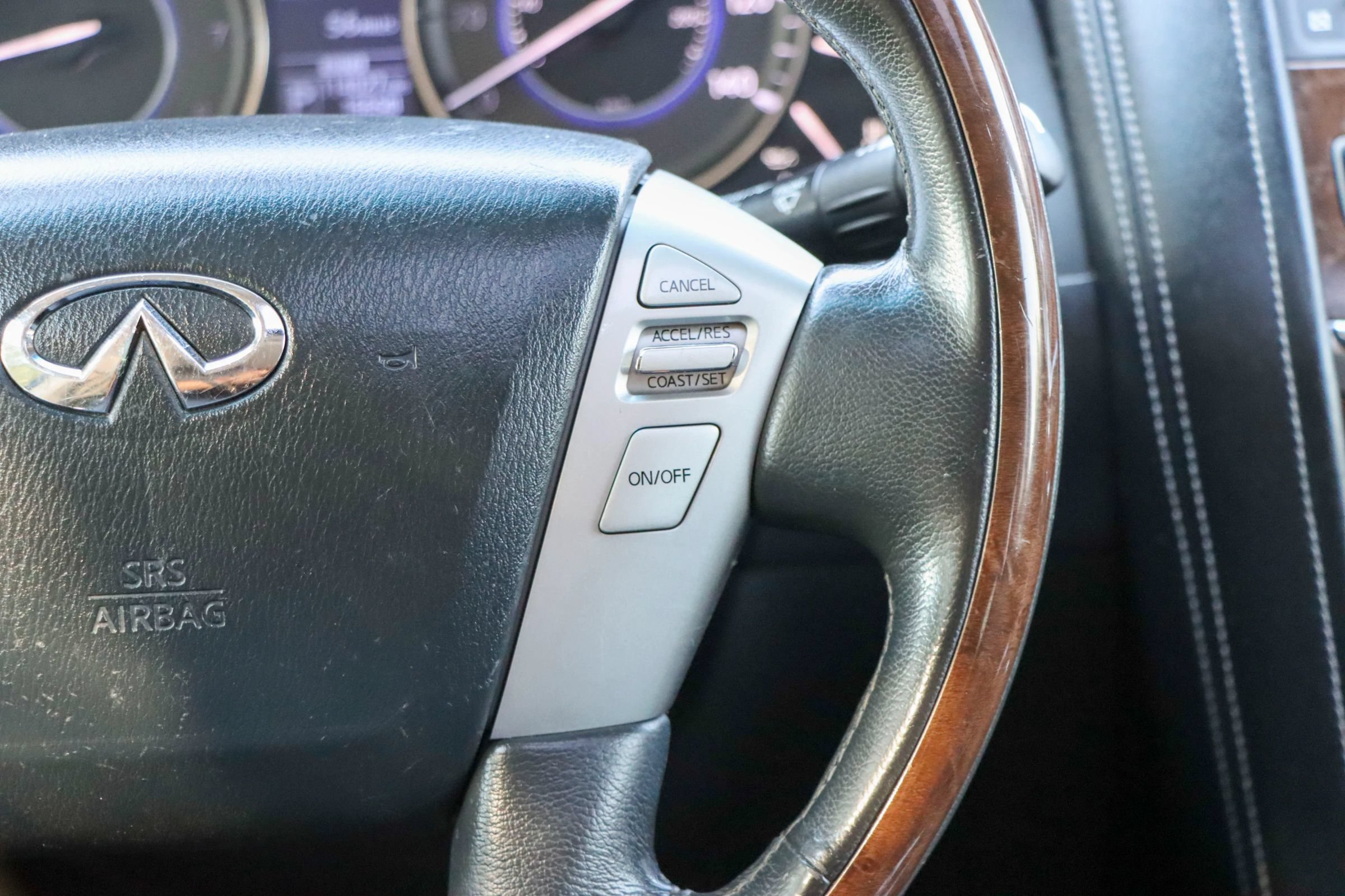 Used 2017 INFINITI QX80 4WD image 34