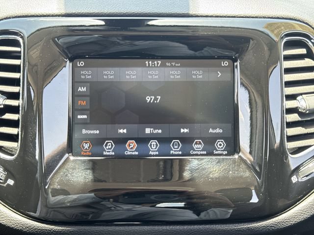 Used 2020 Jeep Compass Latitude FWD image 16