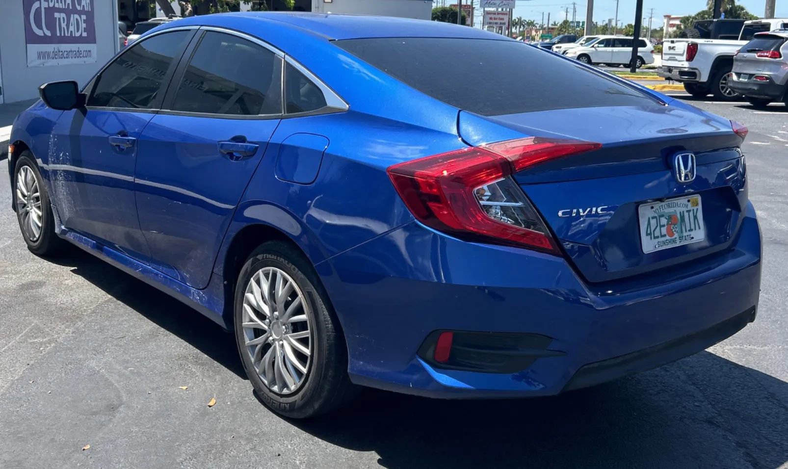 Used 2018 Honda Civic LX image 3