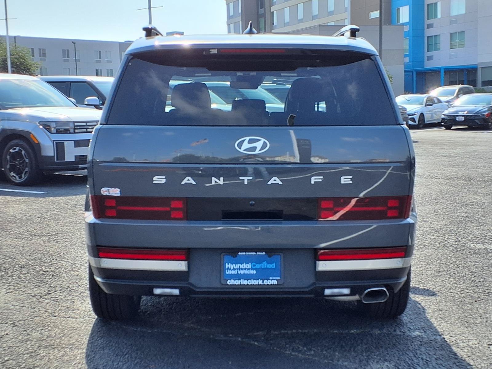 Certified 2024 Hyundai Santa Fe Limited FWD image 4