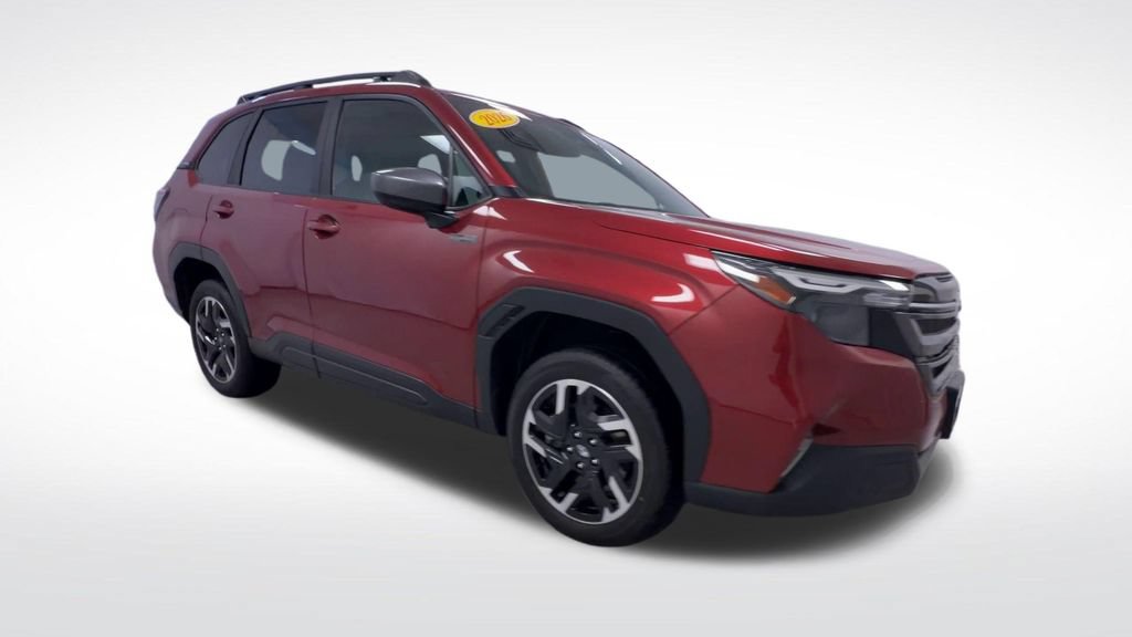 Used 2026 Subaru Forester Premium AWD/4WD image 2