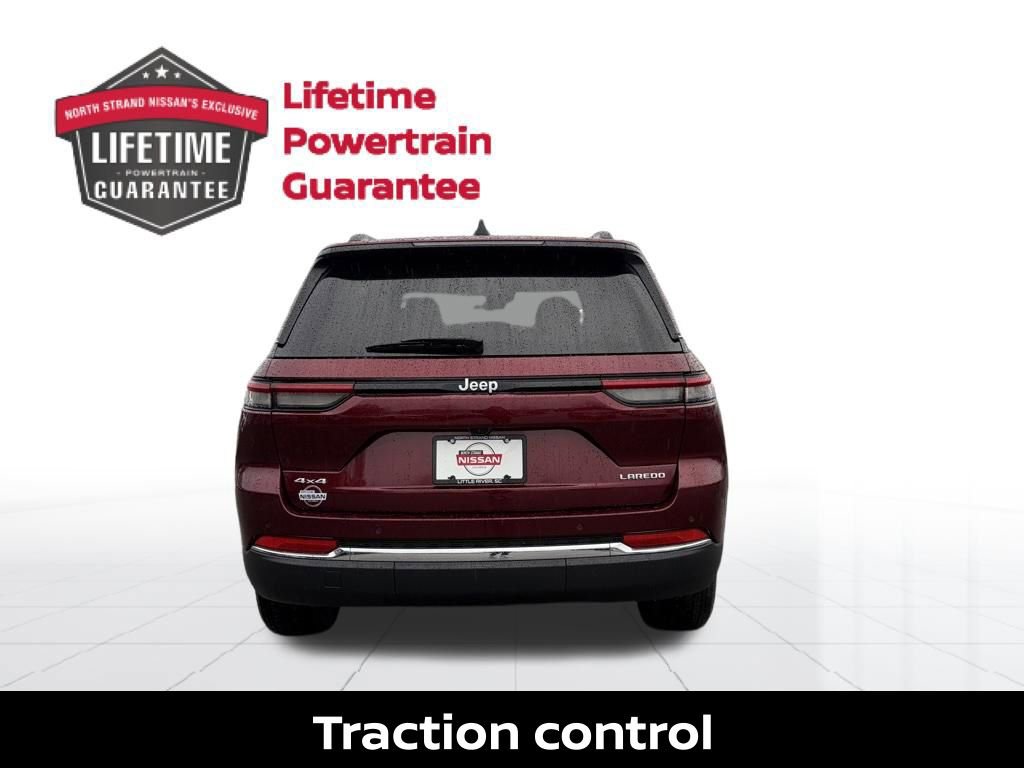 Used 2025 Jeep Grand Cherokee Laredo X image 5